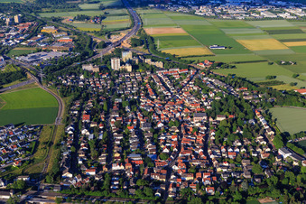 Vue aérienne de Vue de la ville depuis le sud-ouest à le quartier Marienborn in Mainz dans le département Rhénanie-Palatinat, Allemagne
