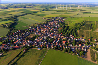 Quartier Heßloch in Dittelsheim-Heßloch dans le département Rhénanie-Palatinat, Allemagne du point de vue du drone
