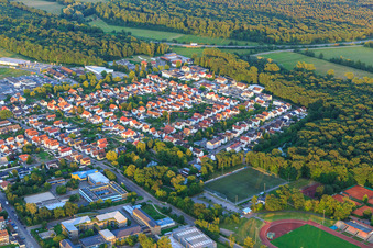 Vue aérienne de La colonie de Gartenstadt vue du nord-ouest à Kandel dans le département Rhénanie-Palatinat, Allemagne