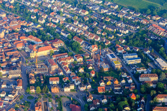 Vue aérienne de Königstr à Bad Bergzabern dans le département Rhénanie-Palatinat, Allemagne