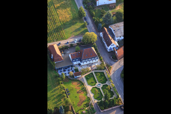 Photographie aérienne de Château Oberotterbach à Oberotterbach dans le département Rhénanie-Palatinat, Allemagne