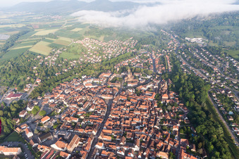 Wissembourg dans le département Bas Rhin, France depuis l'avion