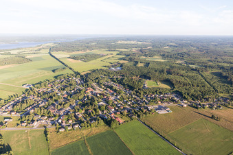 Vue aérienne de Grimslöv dans le département Kronobergs län, Suède