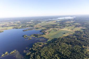 Vue oblique de Skäggalösa dans le département Kronoberg, Suède