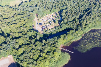 Torne dans le département Kronoberg, Suède hors des airs