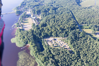 Torne dans le département Kronoberg, Suède d'un drone