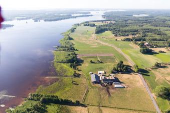 Enregistrement par drone de Hunna dans le département Kronoberg, Suède