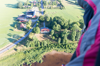 Image drone de Skatelöv dans le département Kronoberg, Suède