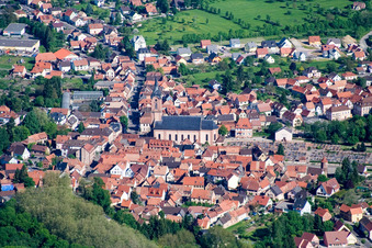 Vue oblique de Reichshoffen dans le département Bas Rhin, France