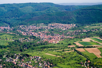 Reichshoffen dans le département Bas Rhin, France d'en haut