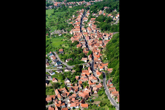 Vue aérienne de Vue sur le village à Offwiller dans le département Bas Rhin, France