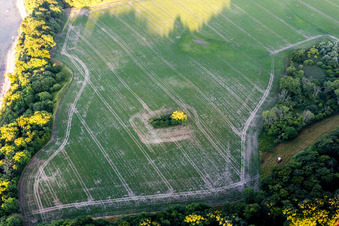 Borre dans le département Sjaelland, Danemark du point de vue du drone