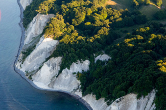 Borre dans le département Sjaelland, Danemark du point de vue du drone