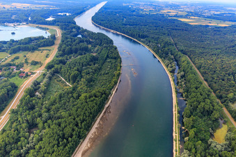 Vue aérienne de Bancs de sable entre les épis du Rhin à le quartier Liedolsheim in Dettenheim dans le département Bade-Wurtemberg, Allemagne