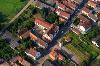 Vue aérienne de Pfälzer Hof à Saarstr à Kandel dans le département Rhénanie-Palatinat, Allemagne