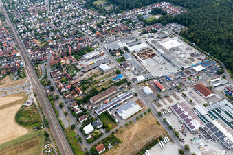 Vue aérienne de Zone industrielle de Spöckerbuchenstr à le quartier Friedrichstal in Stutensee dans le département Bade-Wurtemberg, Allemagne