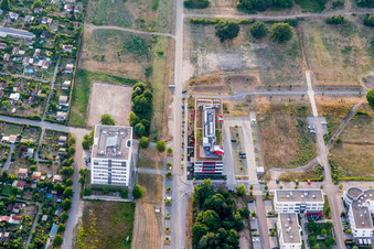 Vue aérienne de Parc technologique Karlsruhe à le quartier Rintheim in Karlsruhe dans le département Bade-Wurtemberg, Allemagne
