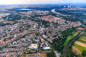 Vue aérienne de Rue Sondernheimer à Germersheim dans le département Rhénanie-Palatinat, Allemagne