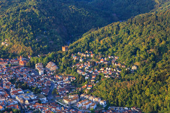 Vue aérienne de Wolfsgasse, Wachenbergstraße à Weinheim dans le département Bade-Wurtemberg, Allemagne
