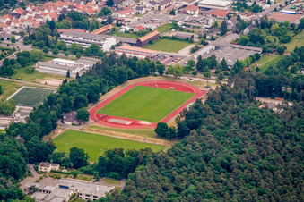 Vue aérienne de Stade de football du SV Rülzheim 1920 eV à Rülzheim dans le département Rhénanie-Palatinat, Allemagne