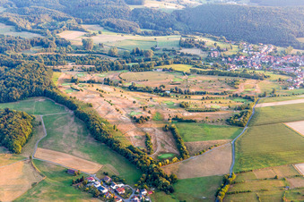 Vue aérienne de Golf Club Odenwald eV à le quartier Kirchbrombach in Brombachtal dans le département Hesse, Allemagne