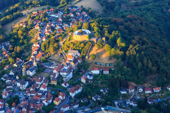 Vue aérienne de Château Lindenfels à Lindenfels dans le département Hesse, Allemagne