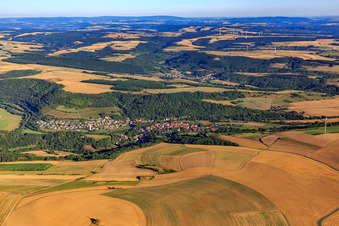 Vue aérienne de Vue du village dans la vallée du Glan depuis l'est à Odenbach dans le département Rhénanie-Palatinat, Allemagne