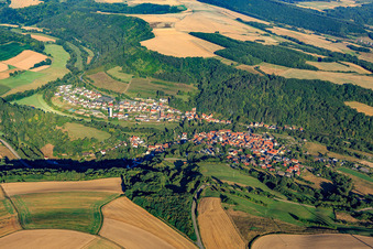 Vue aérienne de Vue du village dans la vallée du Glan depuis l'est à Odenbach dans le département Rhénanie-Palatinat, Allemagne