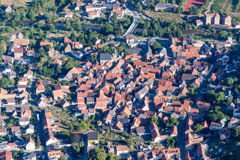 Vue aérienne de Odernheim am Glan dans le département Rhénanie-Palatinat, Allemagne