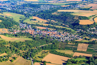 Vue aérienne de Vue de la vallée de la Nahe depuis le sud à Staudernheim dans le département Rhénanie-Palatinat, Allemagne