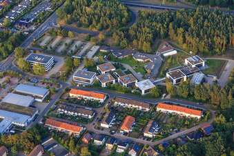 Vue aérienne de Campus - Werum Software & Systems AG et Werum IT Solutions GmbH à le quartier Lüne-Moorfeld in Lüneburg dans le département Basse-Saxe, Allemagne