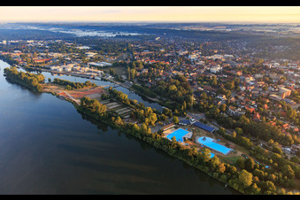 Photographie aérienne de Piscine de loisirs Geesthacht sur l'Elbe à Geesthacht dans le département Schleswig-Holstein, Allemagne