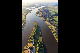 Vue aérienne de Bunthäuser Spitze avec port de camping-car Elbepark Bunthaus Hamburg à le quartier Wilhelmsburg in Hamburg dans le département Hambourg, Allemagne