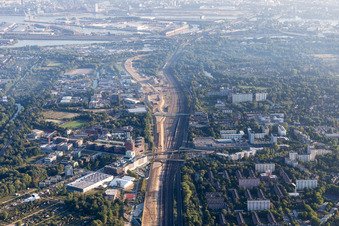 Vue aérienne de Gare Wilhelmsburg à le quartier Wilhelmsburg in Hamburg dans le département Hambourg, Allemagne