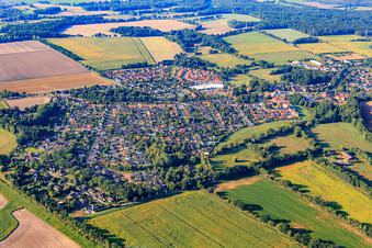 Vue aérienne de Vue du nord à Reppenstedt dans le département Basse-Saxe, Allemagne