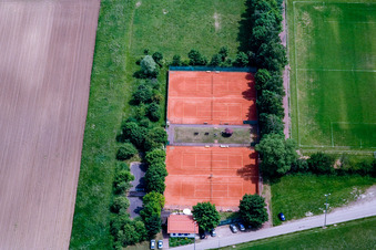 Vue aérienne de Club de tennis TC Minfeld à Minfeld dans le département Rhénanie-Palatinat, Allemagne