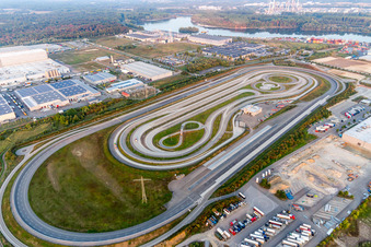 Zone industrielle d'Oberwald à Wörth am Rhein dans le département Rhénanie-Palatinat, Allemagne d'un drone