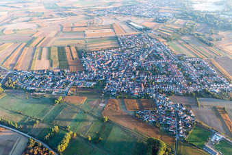 Quartier Mechtersheim in Römerberg dans le département Rhénanie-Palatinat, Allemagne vue d'en haut