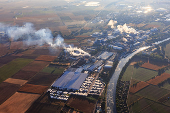 Vue aérienne de ICL Allemagne Ladenburg / BK Giulini GmbH à Ladenburg dans le département Bade-Wurtemberg, Allemagne