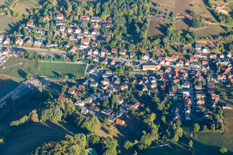 Vue aérienne de TSV 1893 eV Reichenbach à le quartier Reichenbach in Lautertal dans le département Hesse, Allemagne
