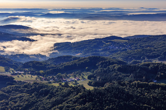 Vue aérienne de Breitenwiesen dans le département Hesse, Allemagne
