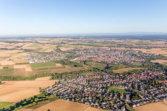 Vue aérienne de Quartier Ueberau in Reinheim dans le département Hesse, Allemagne