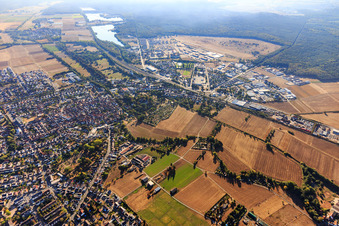 Vue aérienne de Vue de la ville depuis l'ouest à Babenhausen dans le département Hesse, Allemagne