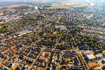 Vue aérienne de Vue de la ville depuis l'ouest à Seligenstadt dans le département Hesse, Allemagne