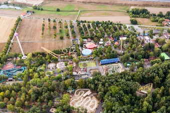 Vue oblique de Base de loisirs - Parc d'attractions Freizeit-Land Geiselwind à Geiselwind dans le département Bavière, Allemagne