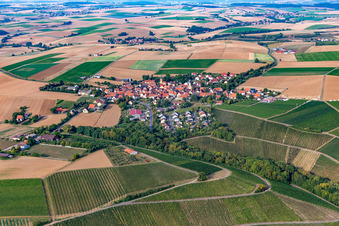Quartier Neuses am Berg in Dettelbach dans le département Bavière, Allemagne d'en haut