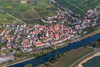 Vue oblique de Quartier Obereisenheim in Eisenheim dans le département Bavière, Allemagne