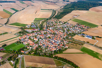Vue aérienne de Quartier Zeuzleben in Werneck dans le département Bavière, Allemagne