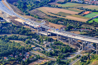 Vue aérienne de Chantier de construction sur l'A3 sur le pont de la vallée Heidingsfeld à le quartier Heidingsfeld in Würzburg dans le département Bavière, Allemagne