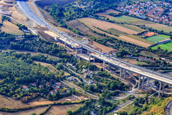 Vue aérienne de Chantier de construction sur l'A3 sur le pont de la vallée Heidingsfeld à le quartier Heidingsfeld in Würzburg dans le département Bavière, Allemagne